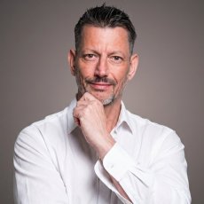 Libor Vrška