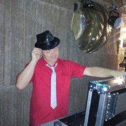 Dj Milánek
