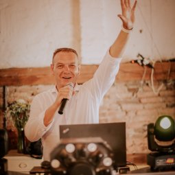 Petr Berka - Oblíbený svatební DJ a moderátor