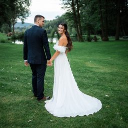 Kristýna Zbíralová | svatební a rodinná fotografka