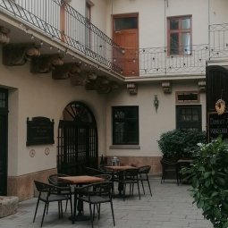 Forhaus Restaurant