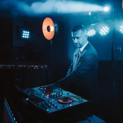 DJ na svatbu Miloš Kundrát